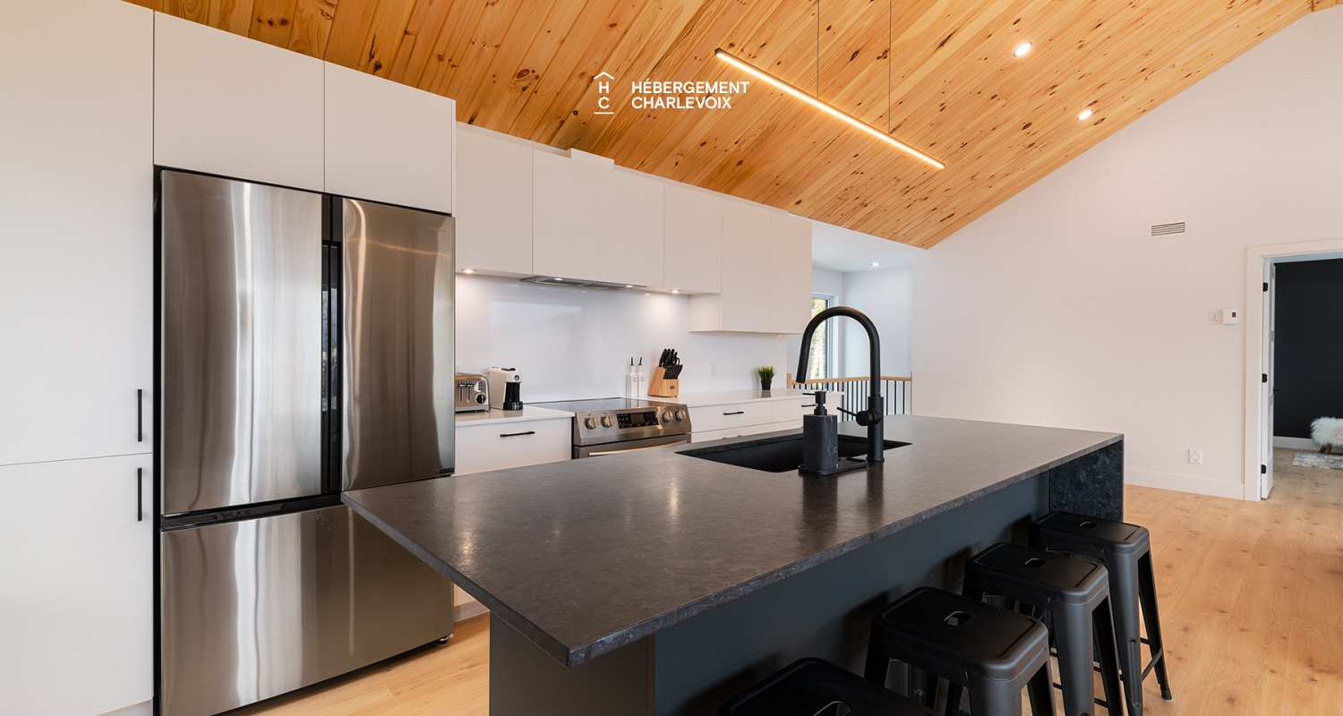 DIS-534 - An incredible view awaits you!